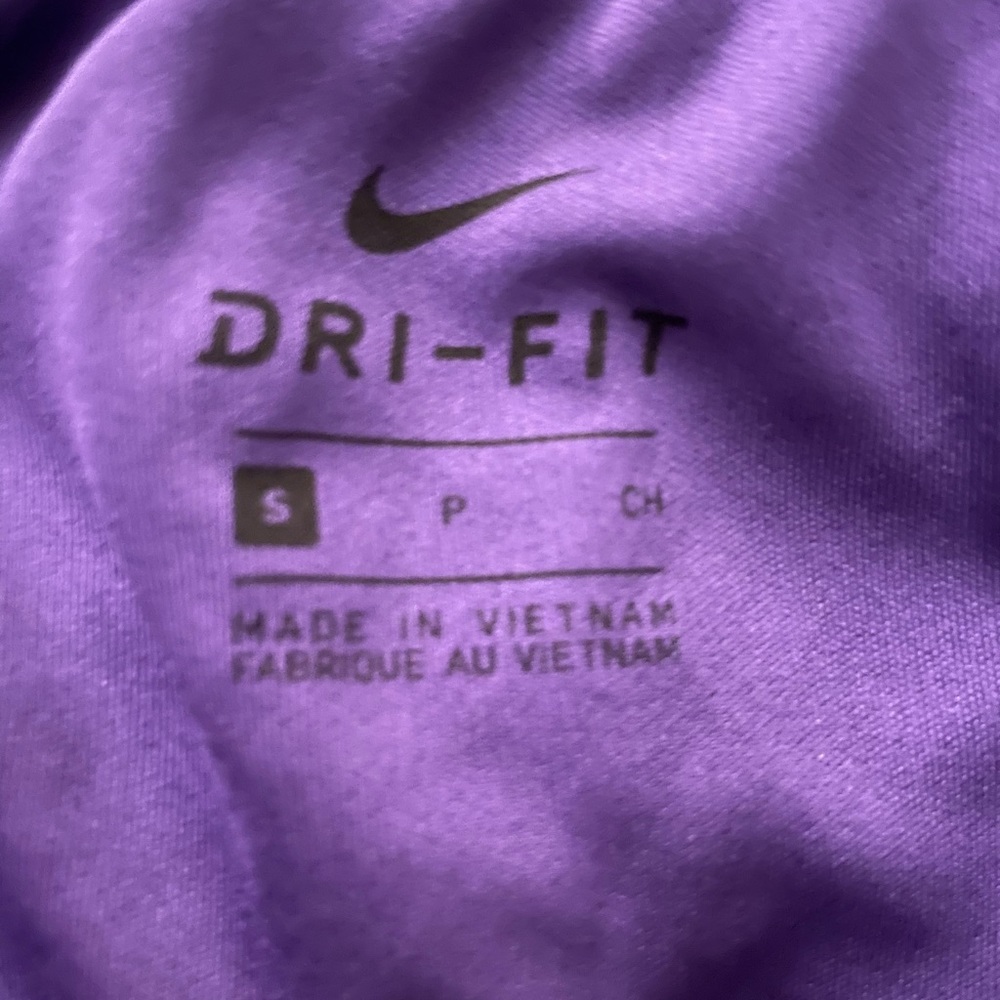 Nike Women’s Running split shorts. Size small. NWT - Picture 5 of 5